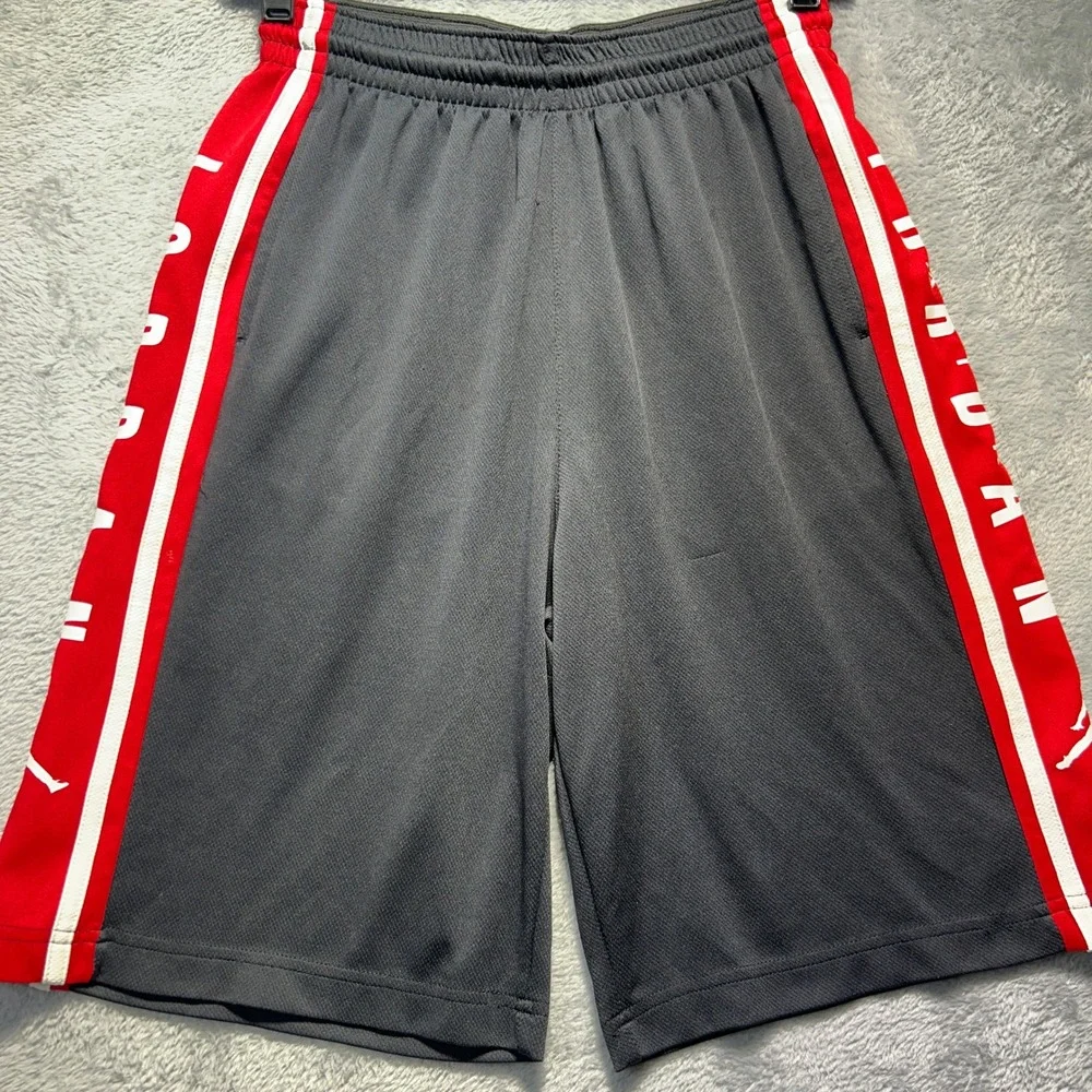 Jordan Kids‎ Dri-FIT Basketball Shorts Black Red XL 13-16 Years 7115-023